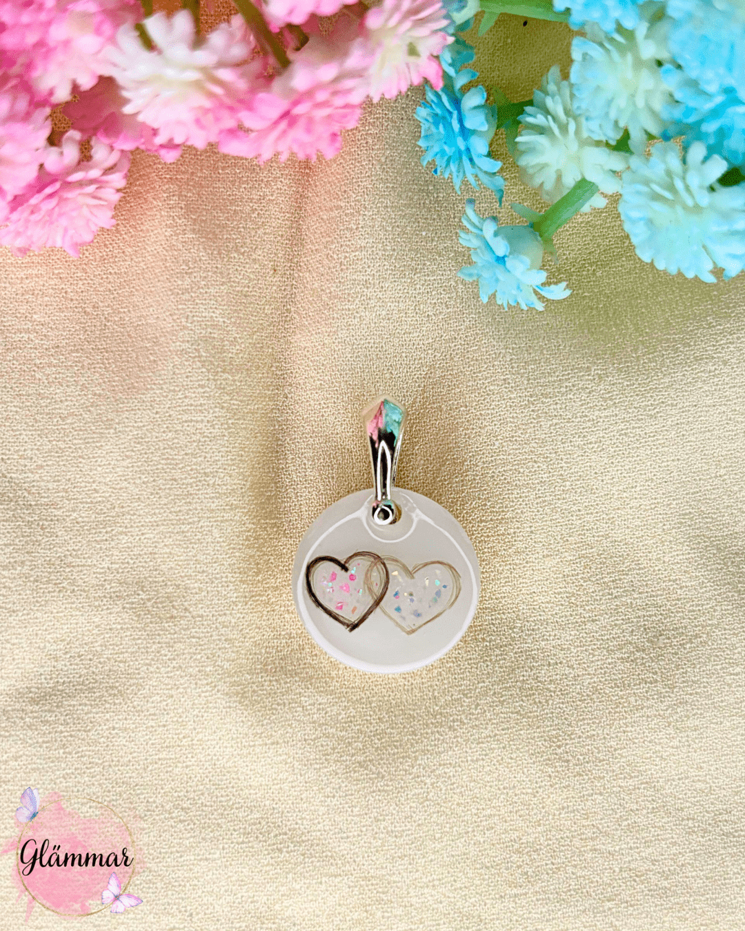 Lastejuustest kaelakee ripats kaks süda, õde ja vend glämmar